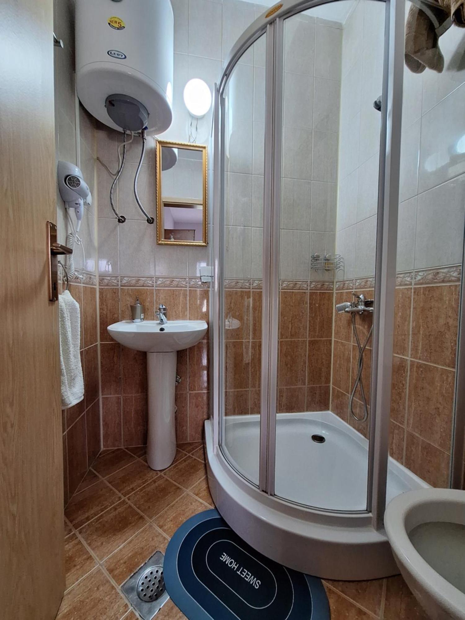 Studio Apartments Oleg Ohrid Exterior foto